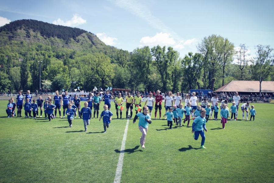 Einlaufkinder für die Heimspieltage der FLYERALARM Frauen-Bundesliga gesucht