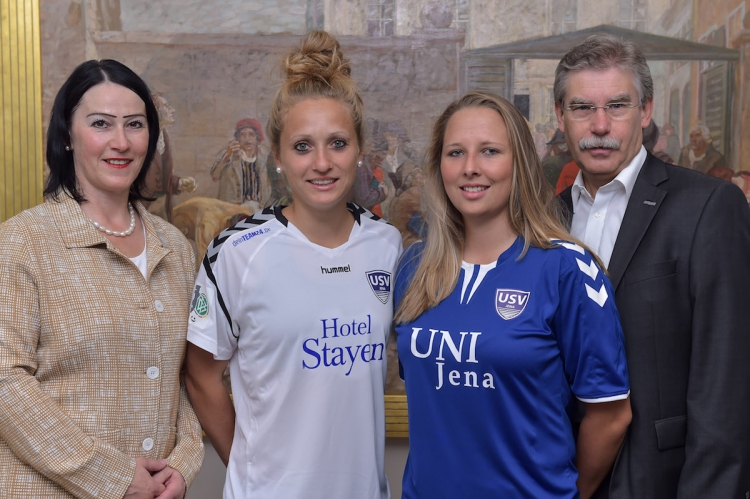 FF USV Jena gewinnt weiteren Hauptsponsor - Allianz Frauen-Bundesliga: Neben der Friedrich-Schiller-Universität Jena wird das Hotel Stayen Haupt- und Trikotsponsor des FF&#8230;